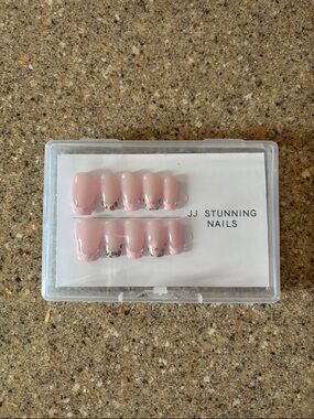 JJ Stunning Nails Pink Leopard Accent Press-On Set